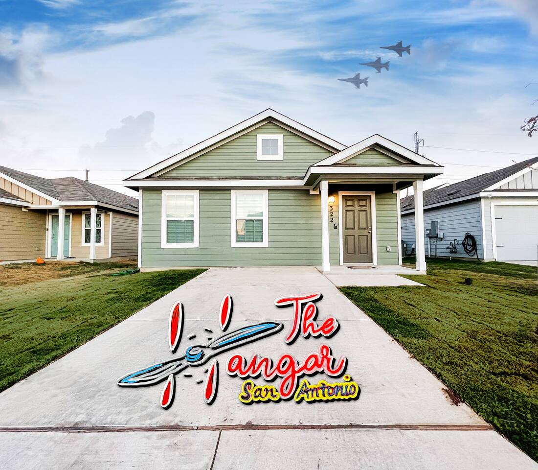 Family Home San Antonio Hangar