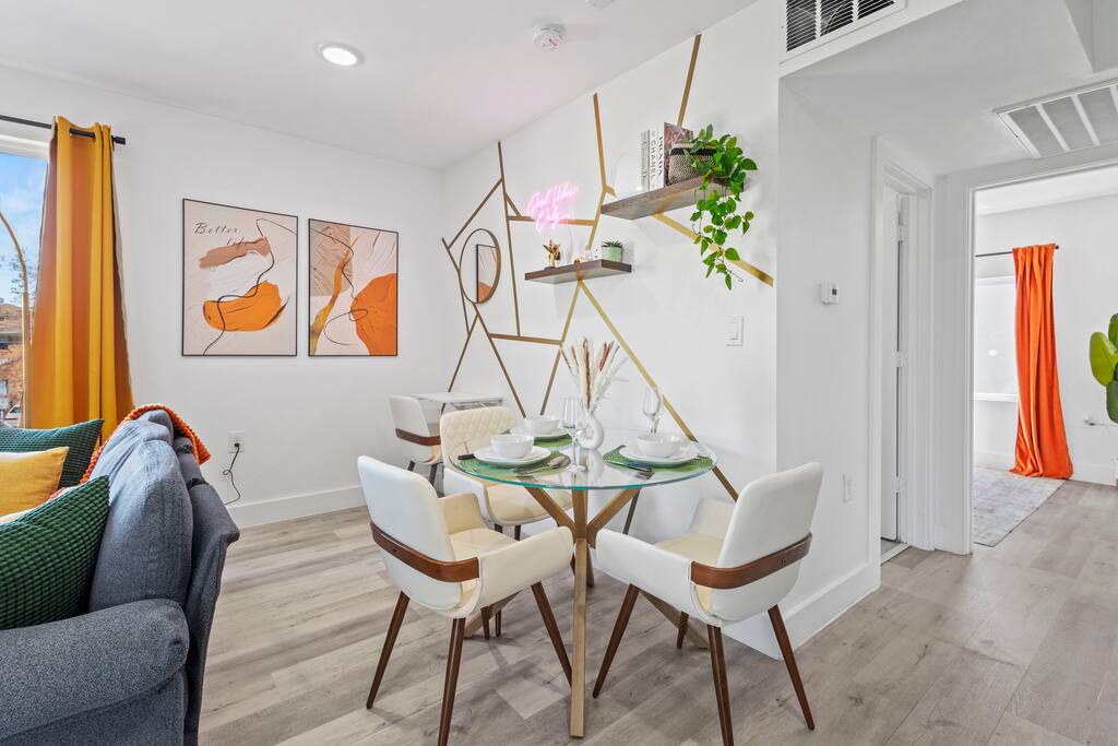 Modern Gem|King Beds|Near DT, Baylor & Deep Ellum