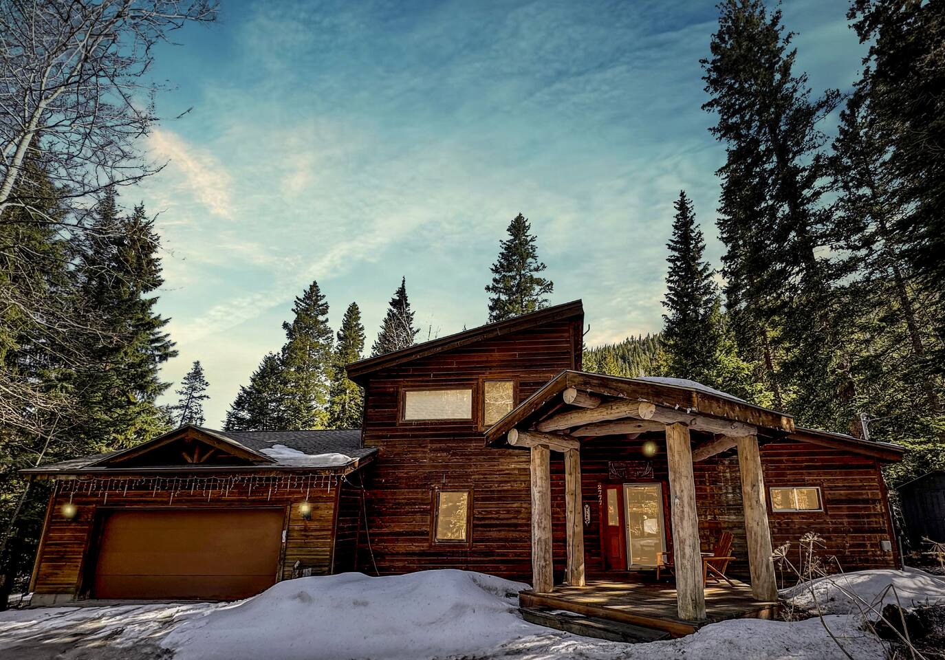 Creekside / HotTub / Fireplace / Peace & Quiet