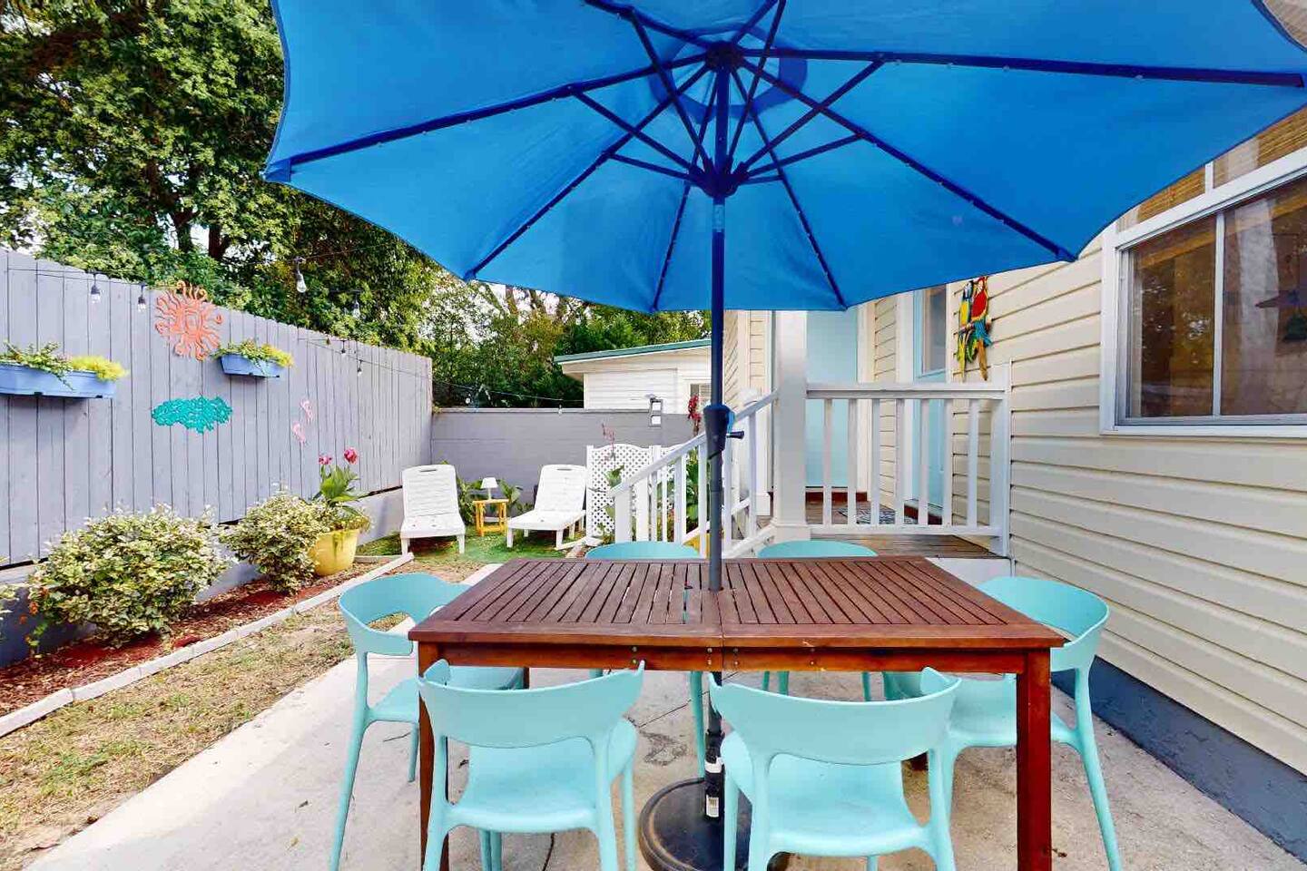 Mins to Riverwalk, Conv Center, Live Oak Pavilon!