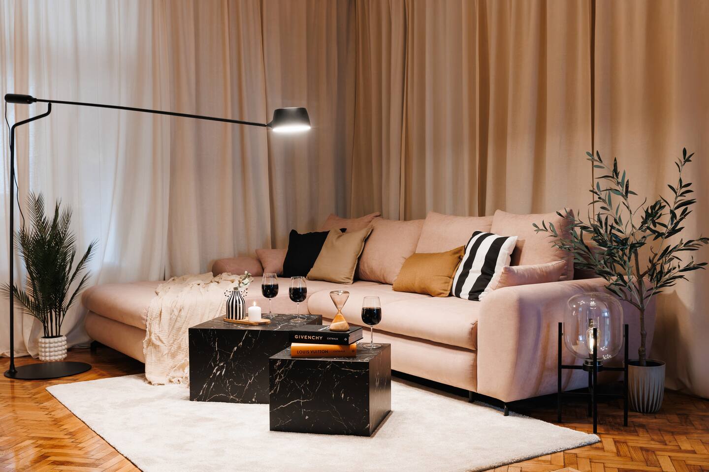 Majestic Home 108m² w/Balcony Foosball | Old Town