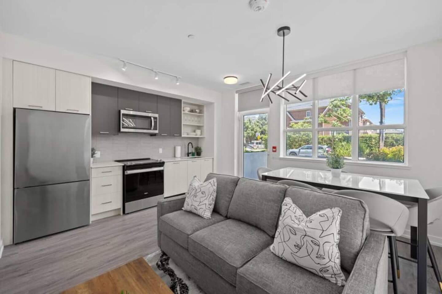 Boutique 1130sqft Stockyard Condo with Parking