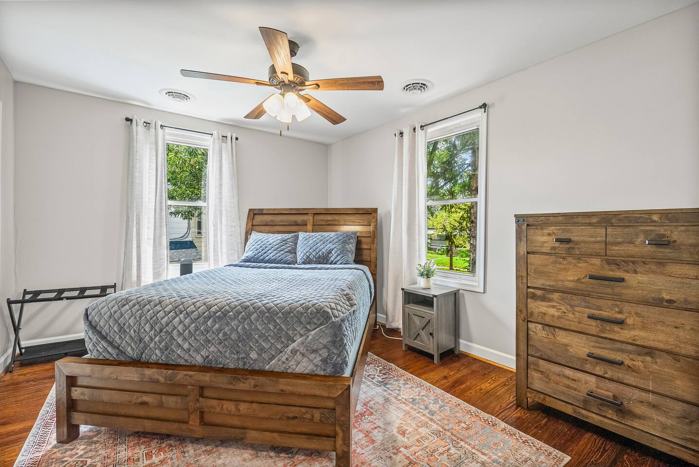 Historic Hill City Retreat- 10min to LU/3min to UL