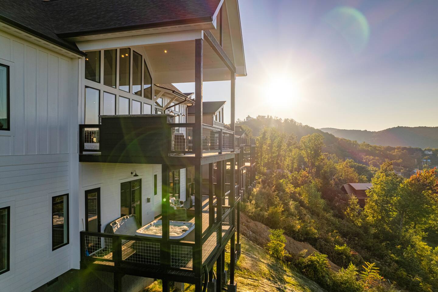 Sky House | 5BR Cabin with Views, Spa & Game Room