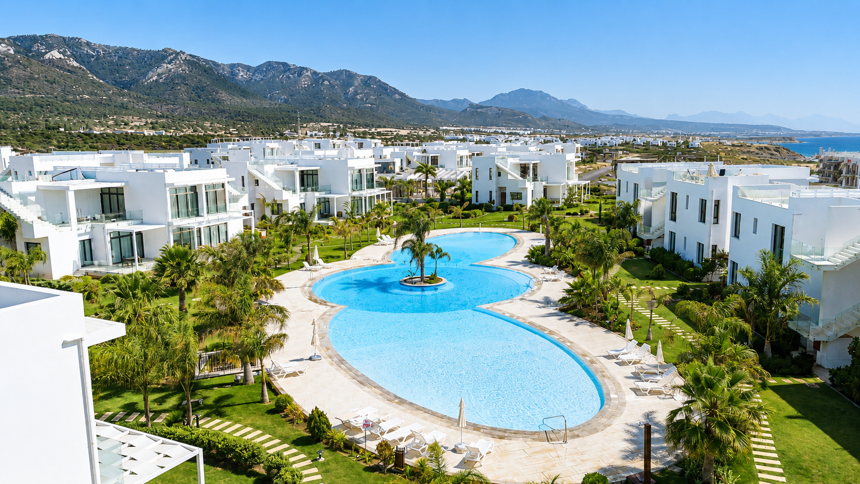 The Resort | Penthouse · Pool View · Mountain View · Spa & Beach