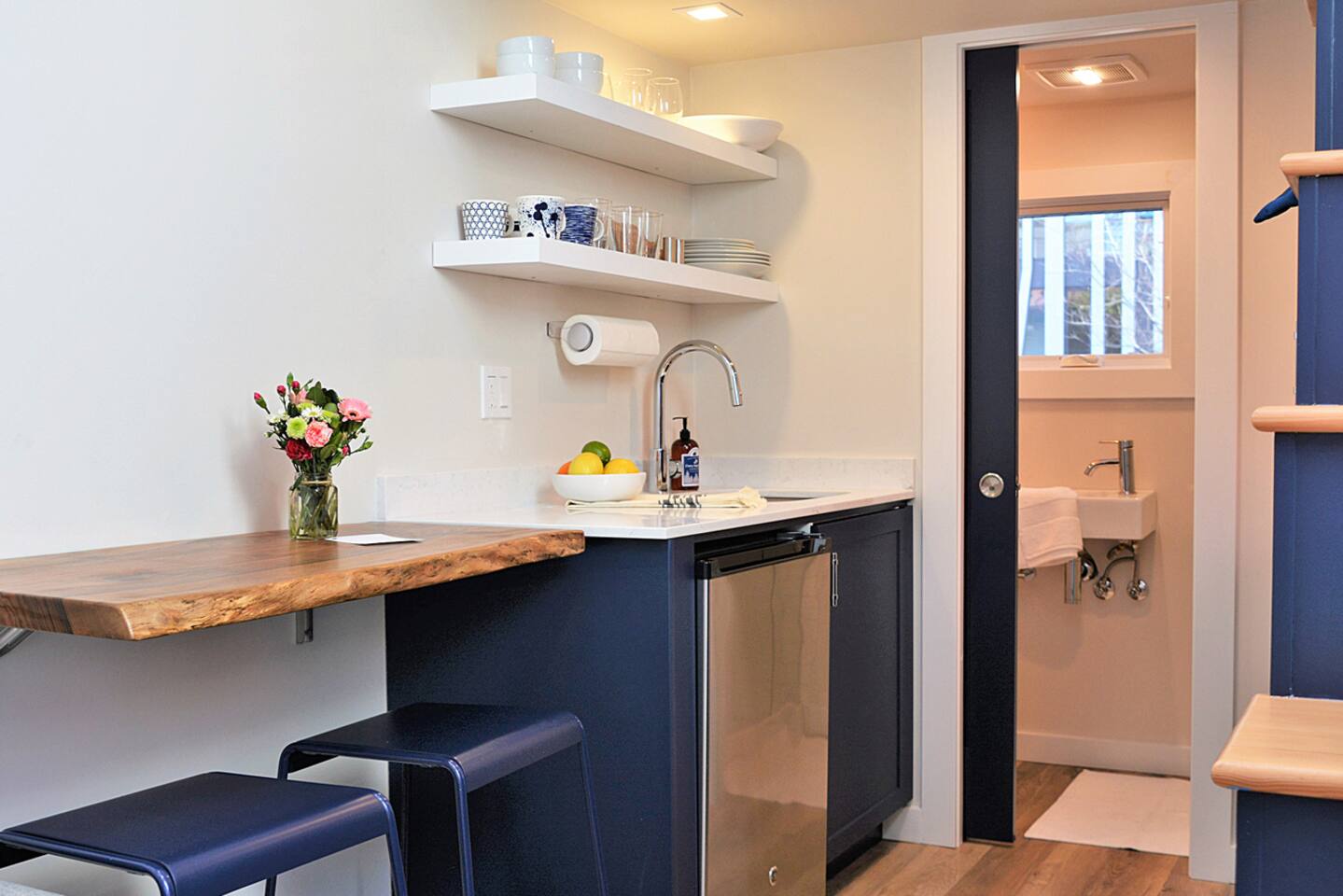 Vera Tiny Home - Free Street Parking, walkable!