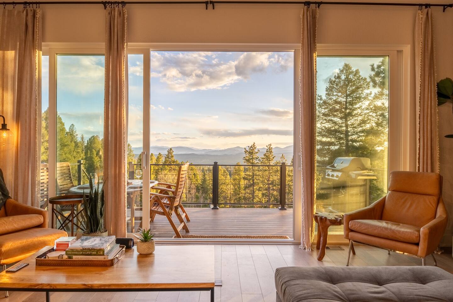 ViewHouse | Hot Tub | Trails