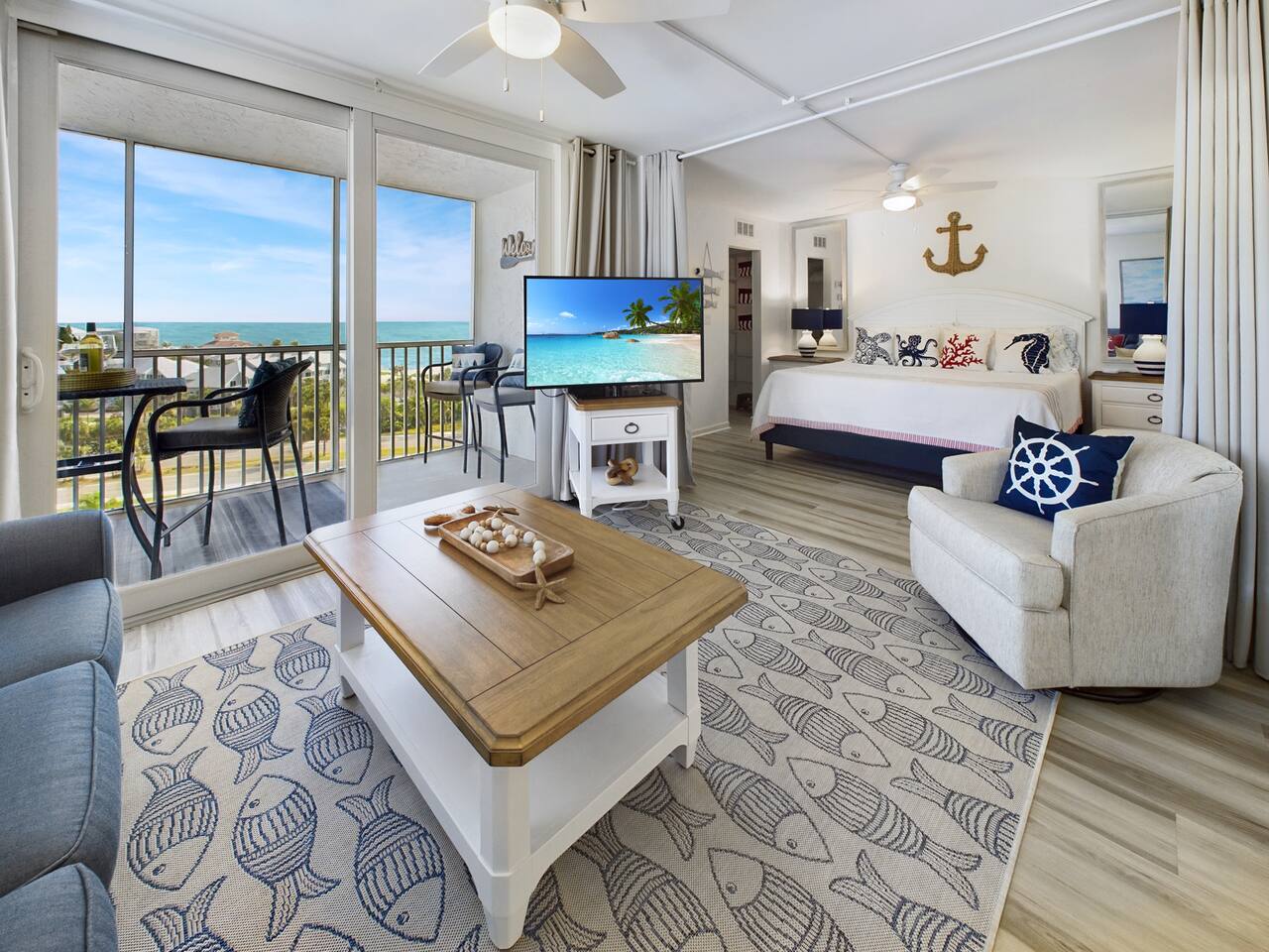 Gulf View Condo • Beach Access • Pools + Bikes