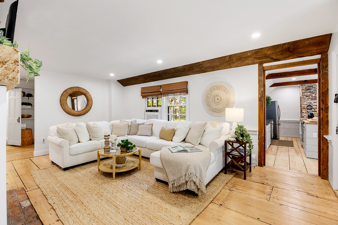 2 Mi to Wychmere, 3 King Beds, Fenced-in, FirePit