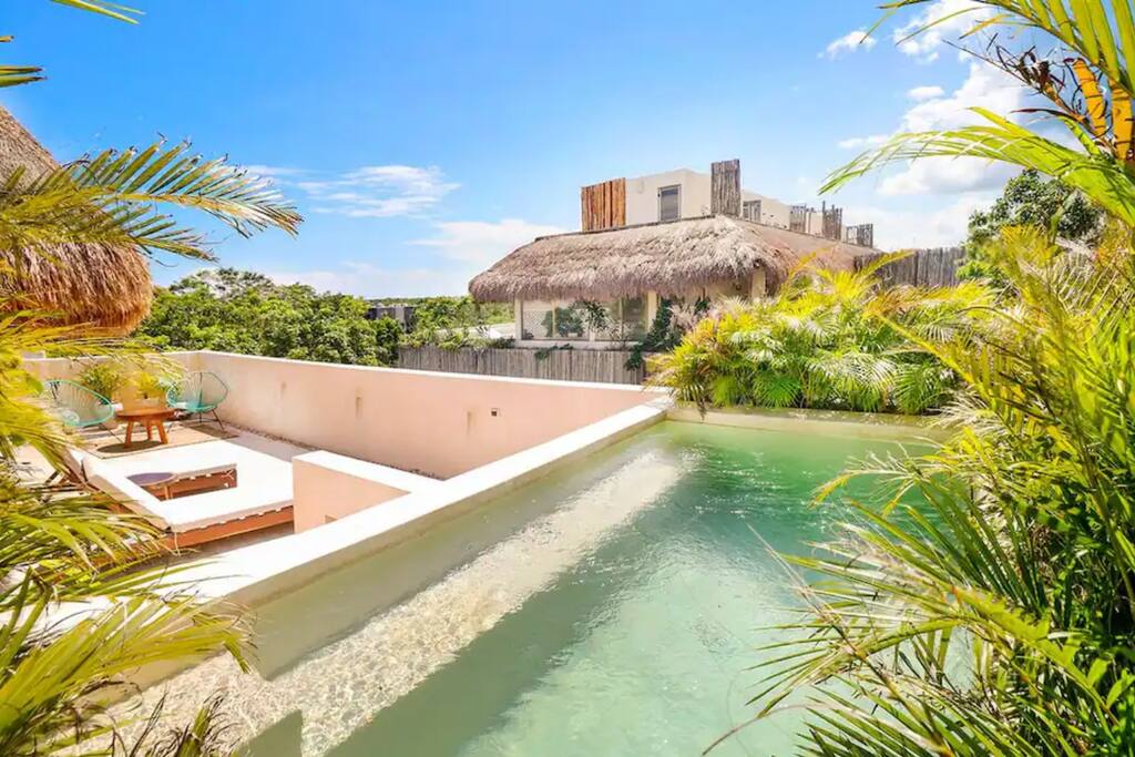 Zambo |2 Floor PH with Private Pool 5 min to Beach