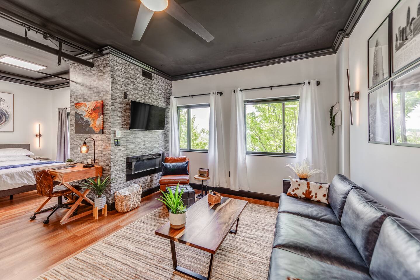 4th Ward Industrial in the Heart of Charlotte - Apartment