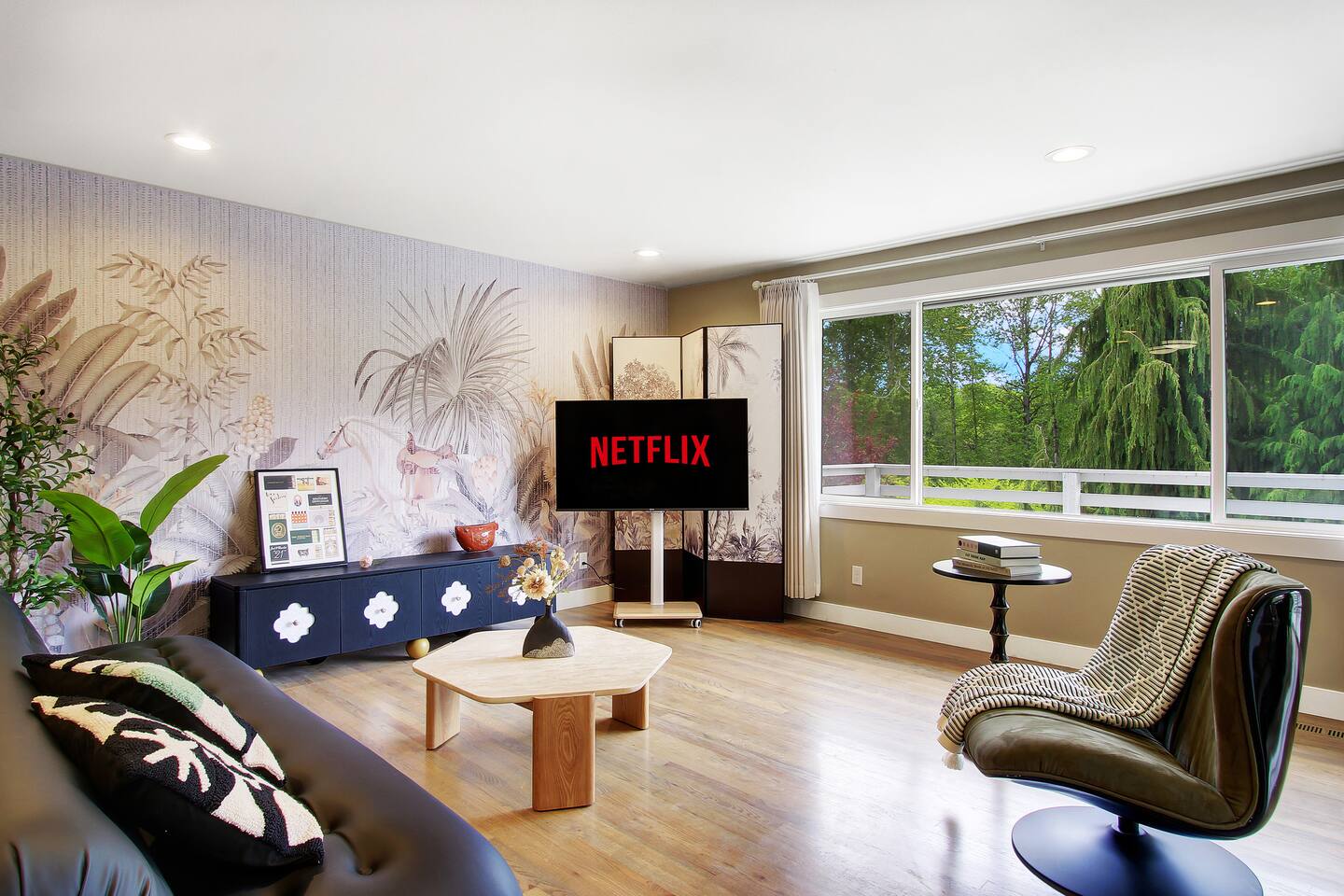 NEW! Modern Seattle Duplex, Balcony w/ Serene View