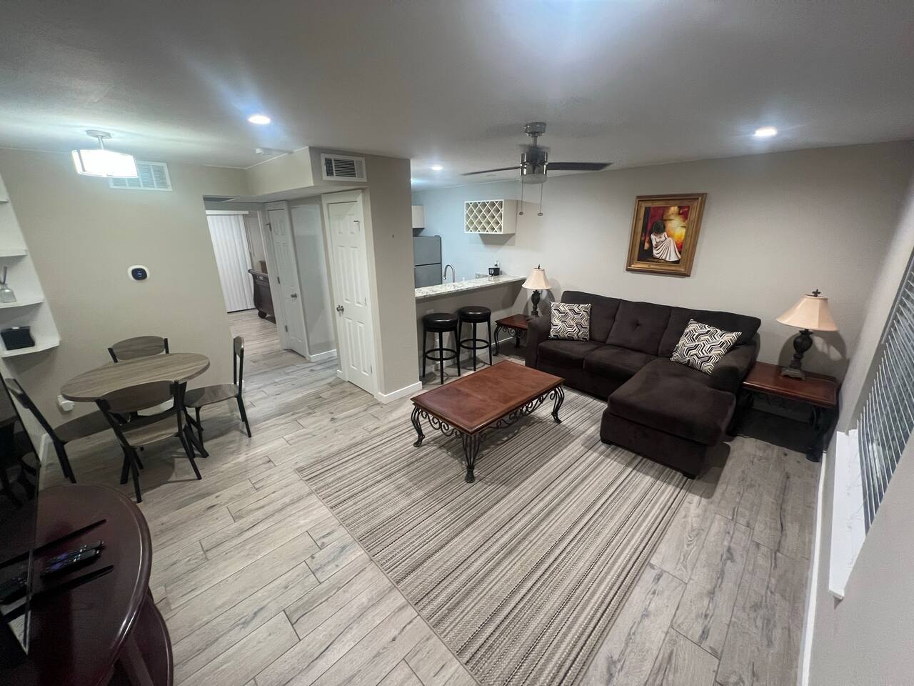 Knox Henderson Uptown Furnished Condo - Turn Key!