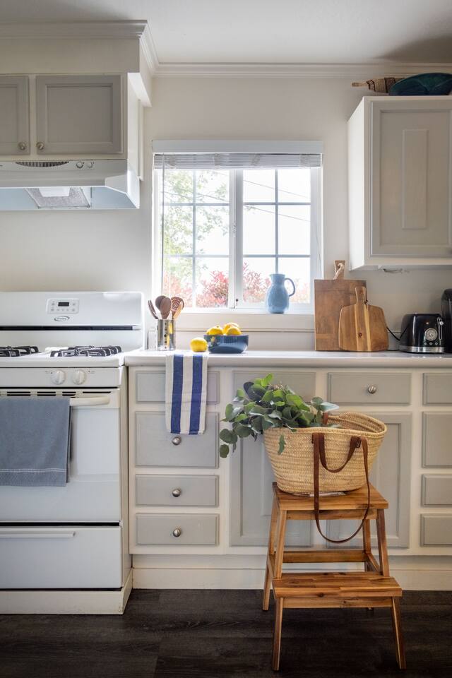 A classic, beautifully designed kitchen, perfect for preparing hearty meals.