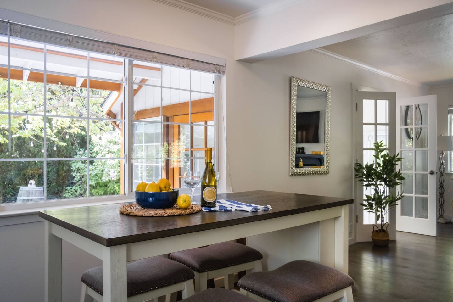 Pull up a stool and enjoy casual meals and conversation at the kitchen counter.