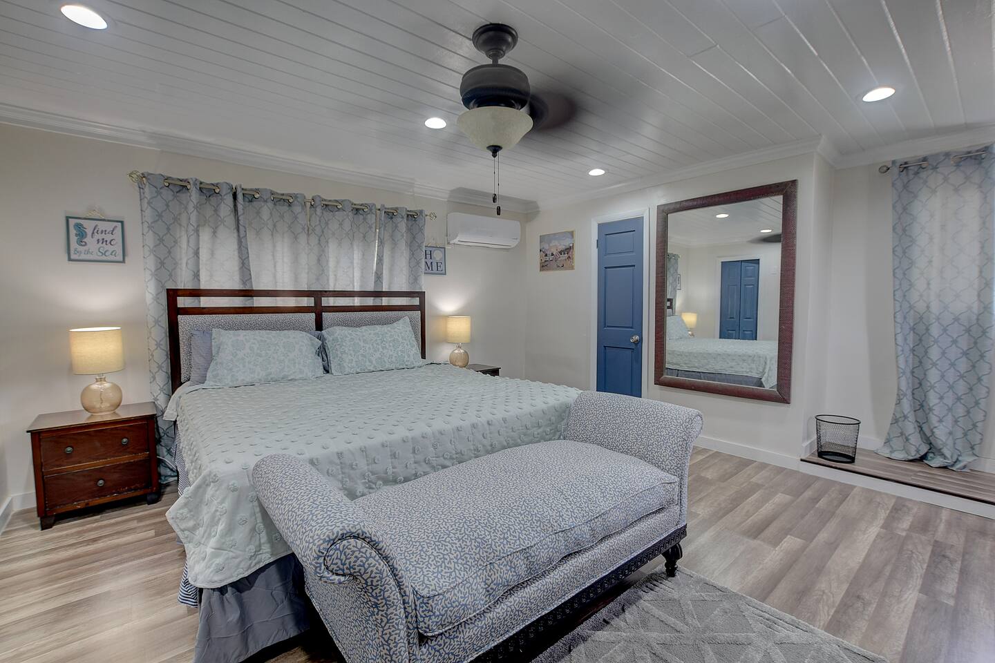 Stylish 2BR Oasis near Bahamar.