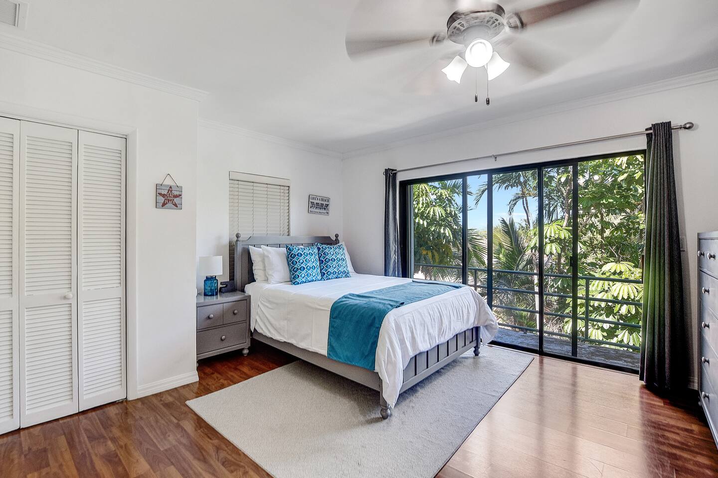 Spacious 2BR Condo w/ Pool Near Atlantis & Beach