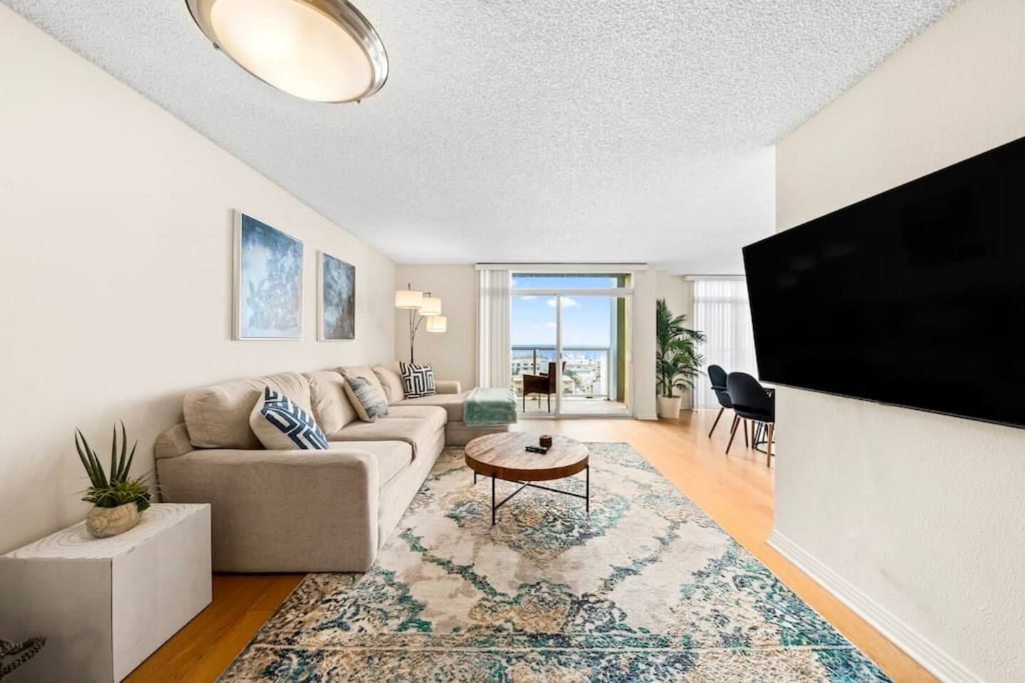 Marina view 3BR Condo - Your Serene Cloud Getaway