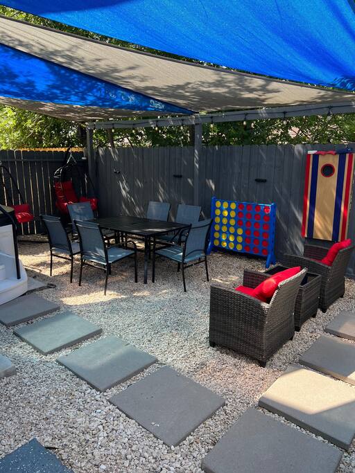 Luxury Stay | Hot Tub + Msage Chair| NRG|Med.C|EV