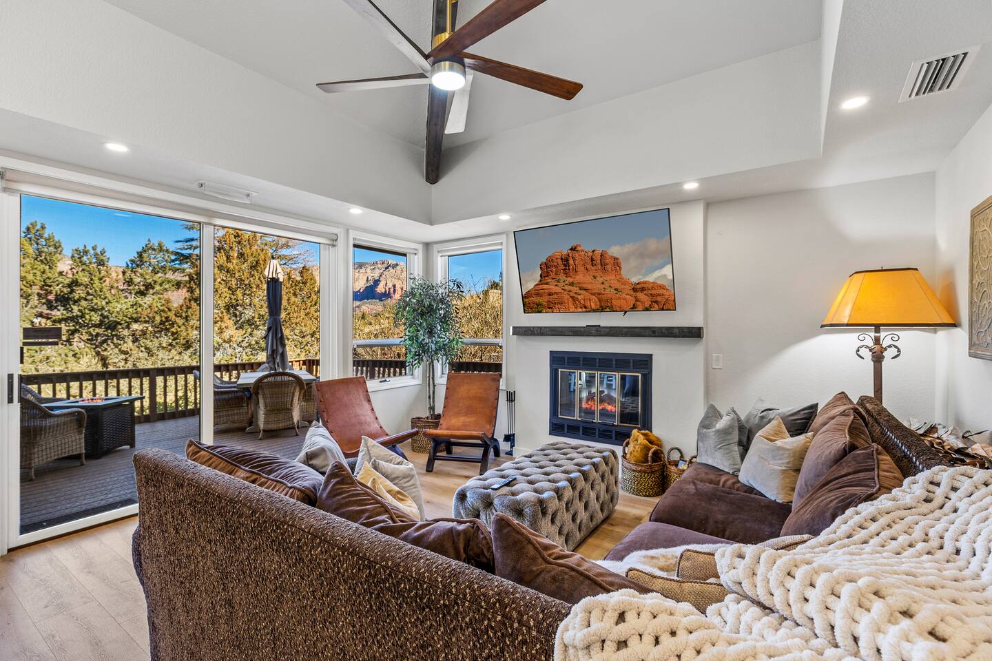 Serene Golfside Townhome Getaway