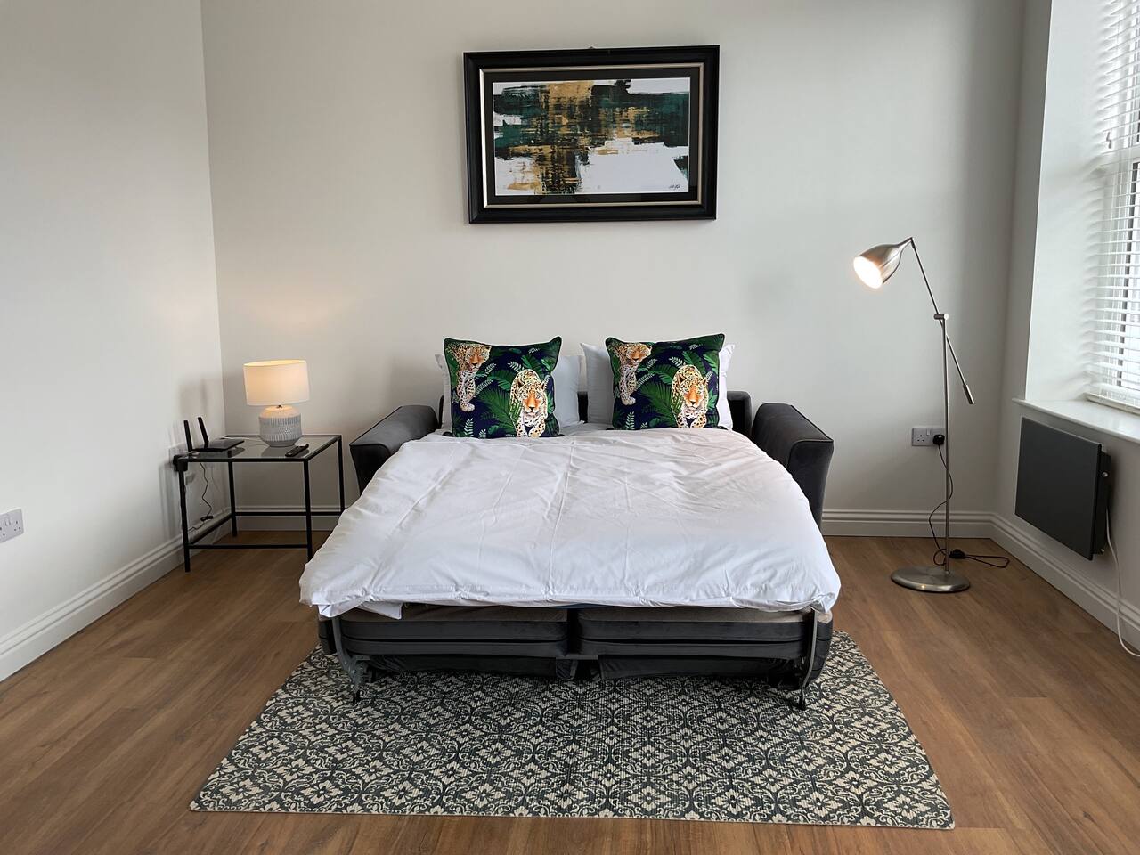 Number 3, 8 Clifton Terrace