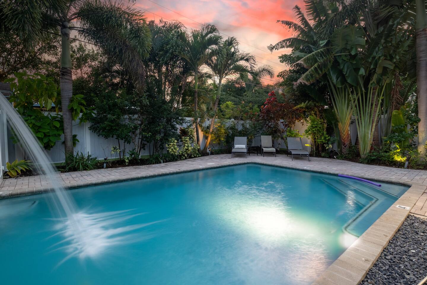 Wilton Manors 2BR Tropical Home With Heated Pool - Holiday Home