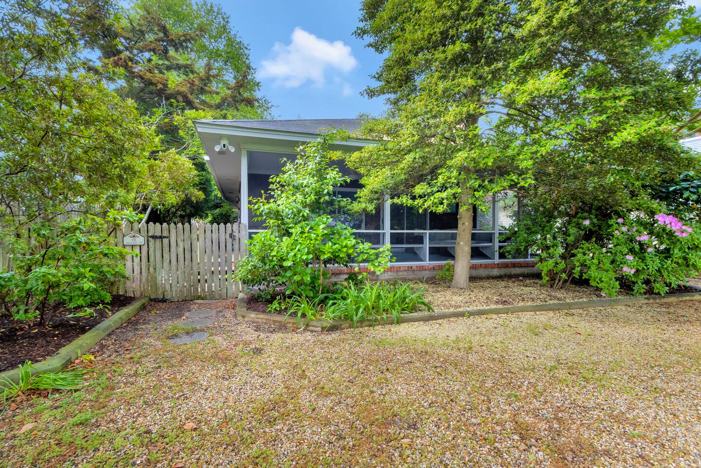 The Beach House- ocean block -monthly available