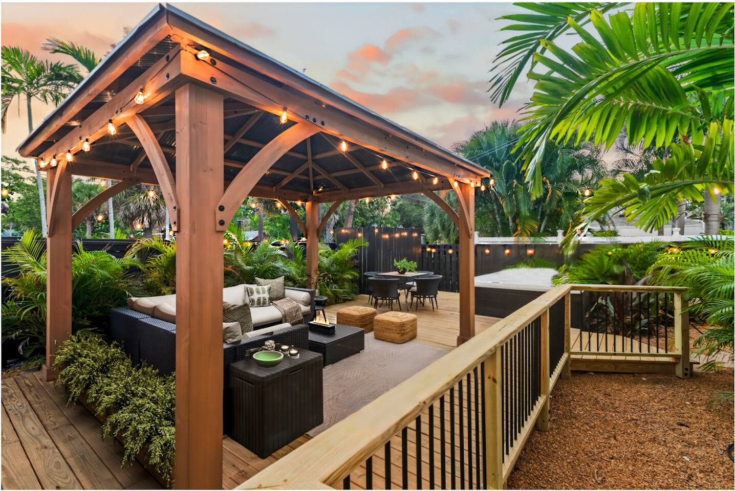 3BR Tropical Oasis w/ Hot Tub & Backyard BBQ