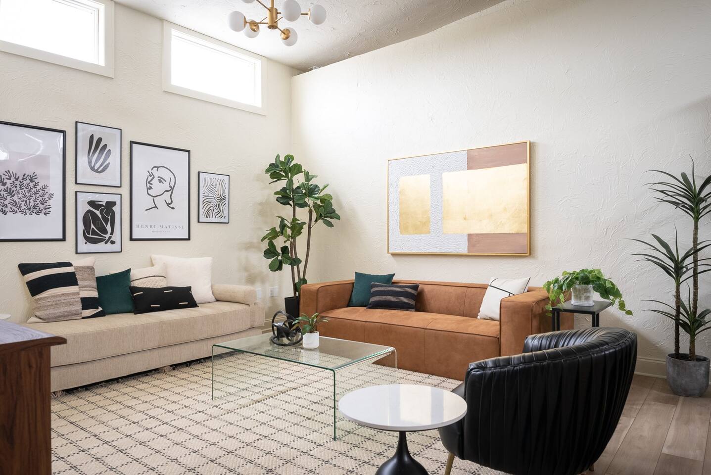 Art Loft Apartment with Office Space