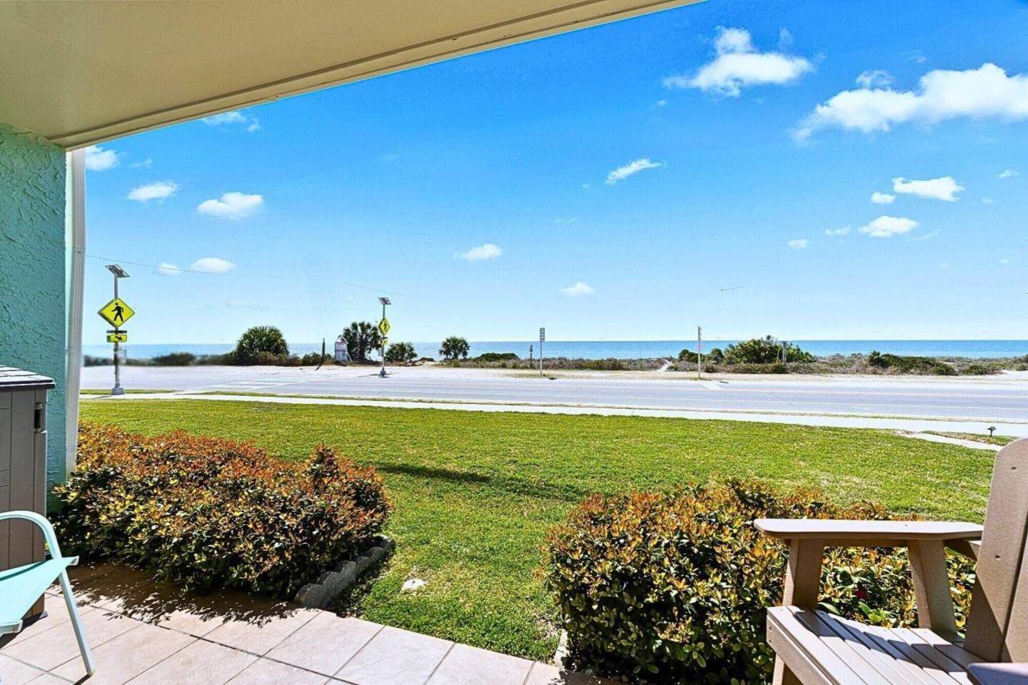 Ground Floor Gulf Front Condo with Community Pool