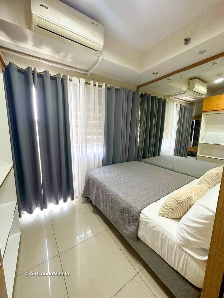 Air Condo Signature Stay Modern 1BR w Balcony