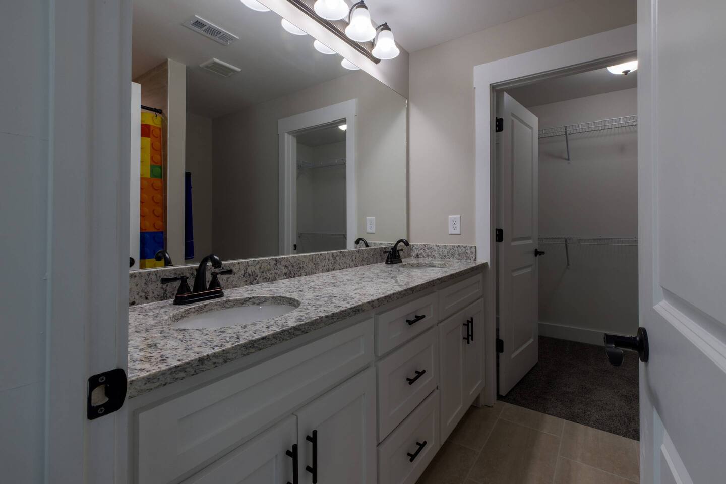 Property thumbnail 36