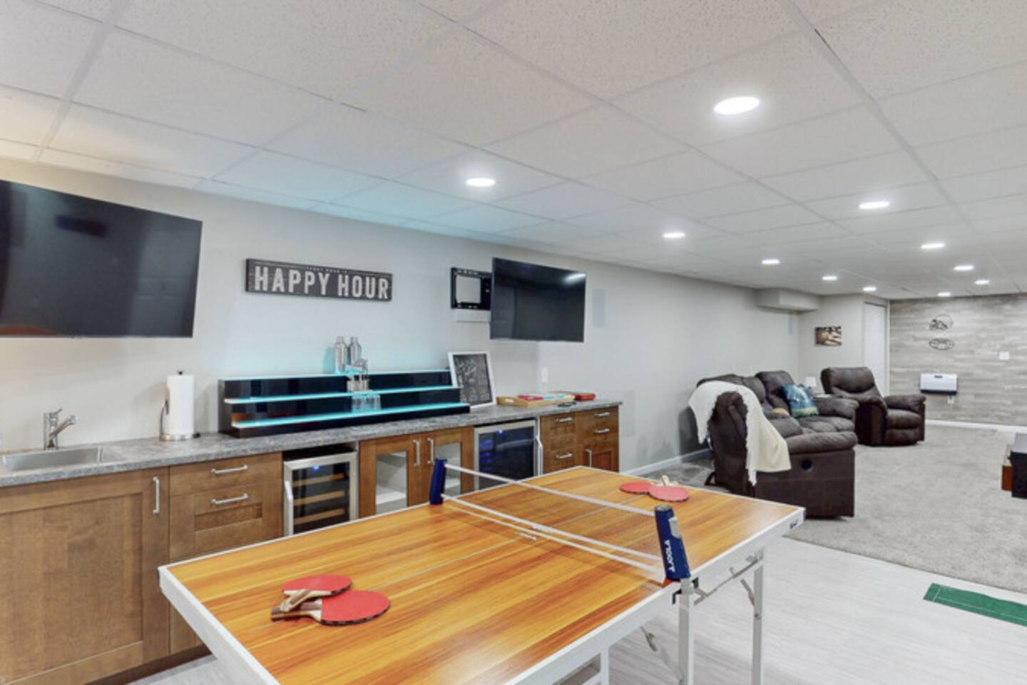 The Blitz House: Where Legends Unwind