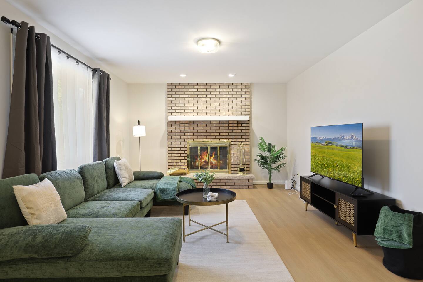 Mokena Spacious Stay - 3BR/2BA