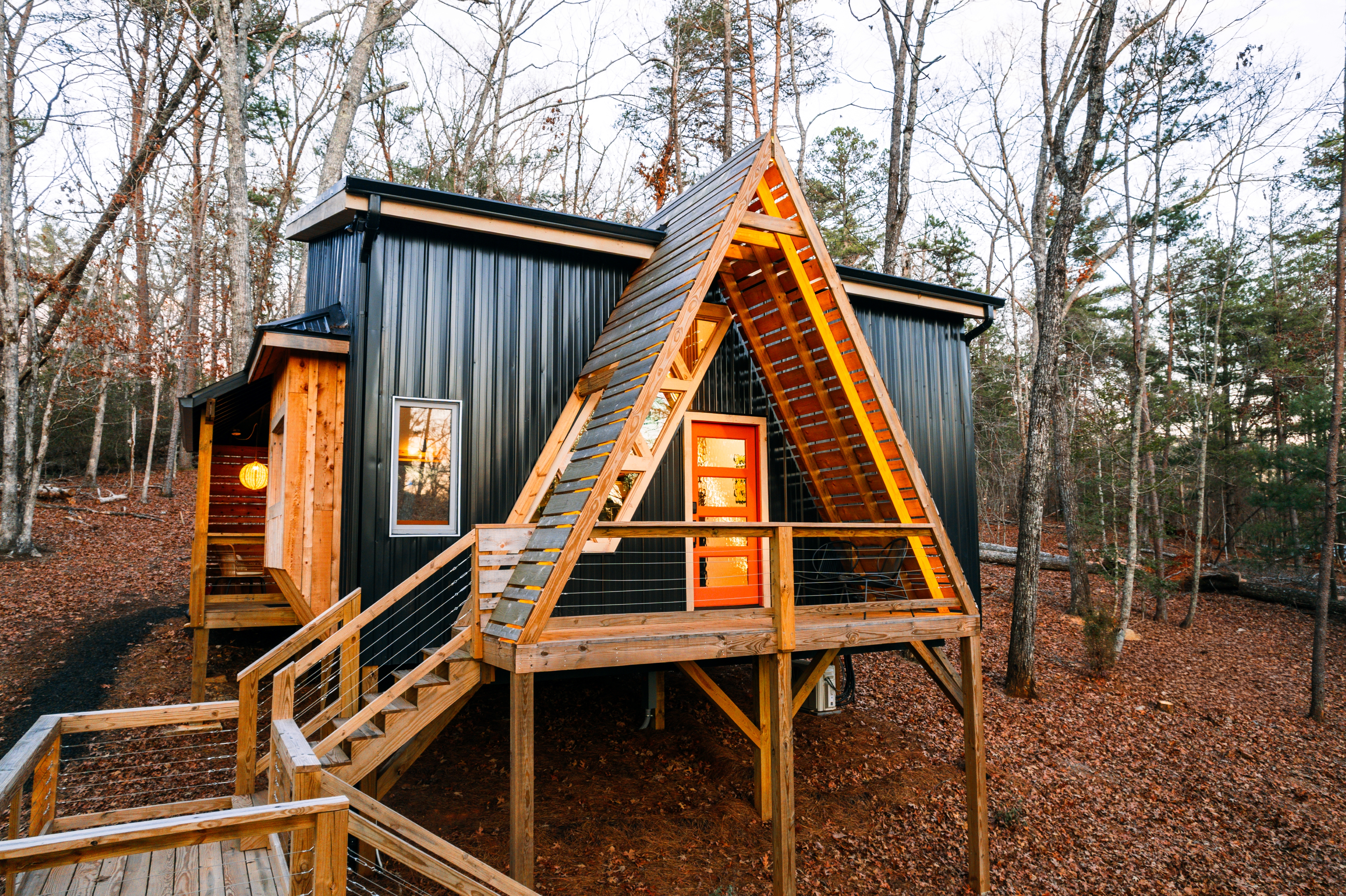 Midcentury Modern Tiny home w/ outdoor tub - Holiday Home
