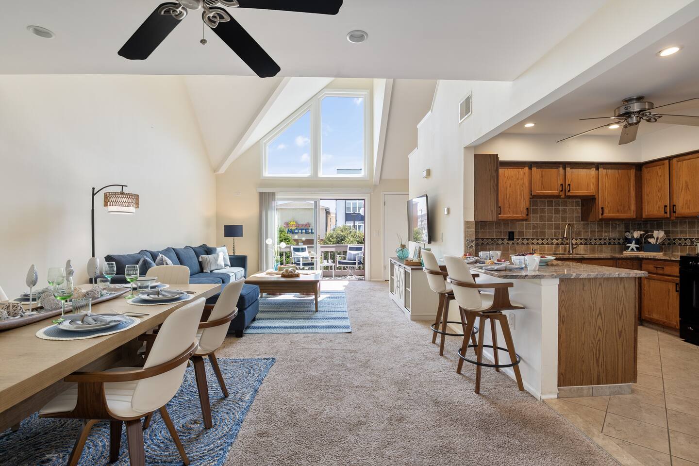 Sun-Drenched Duplex w/Private Deck|Steps to Beach!