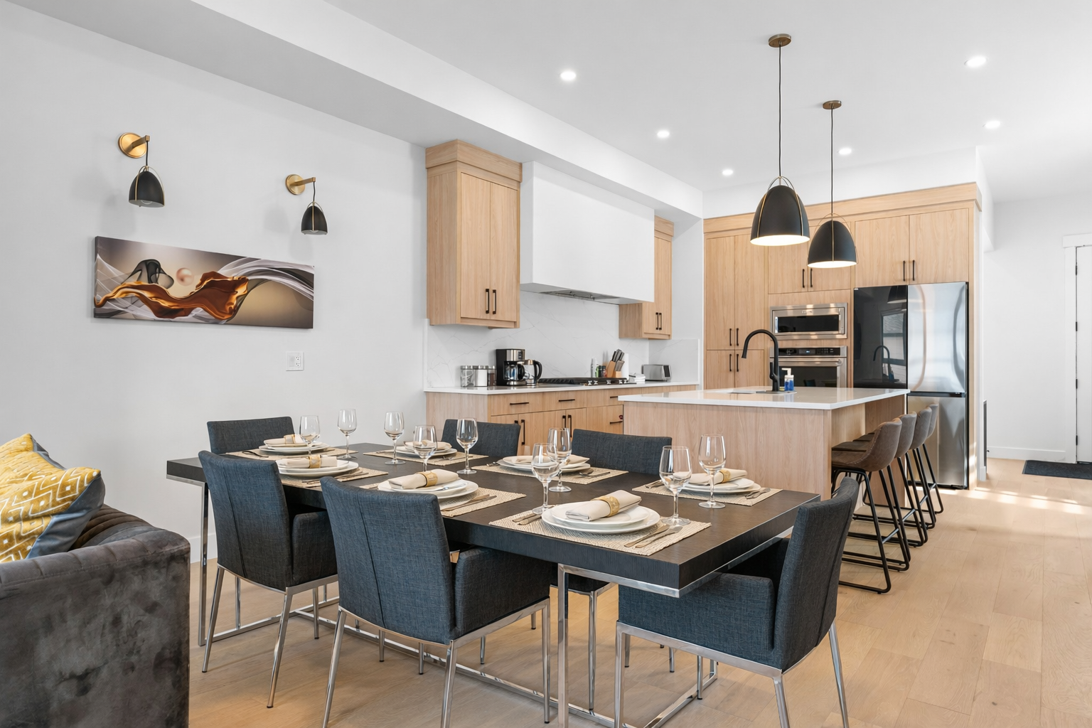 Luxury Home 3 min to University, Stadium, Hospital