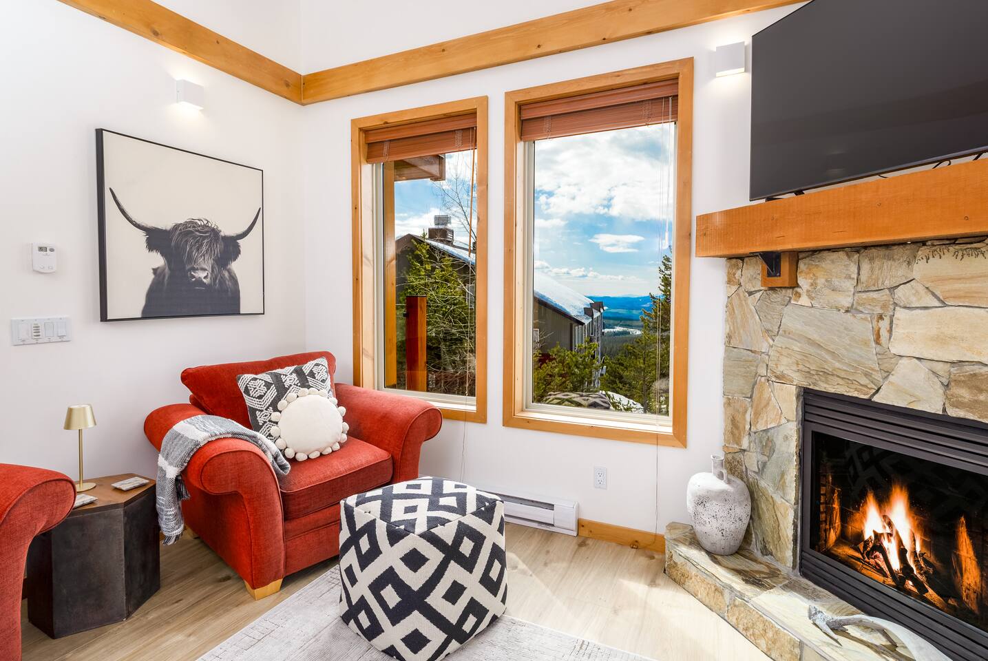 Perfection South 1 Ski-In Ski-out Chalet w/Hot Tub