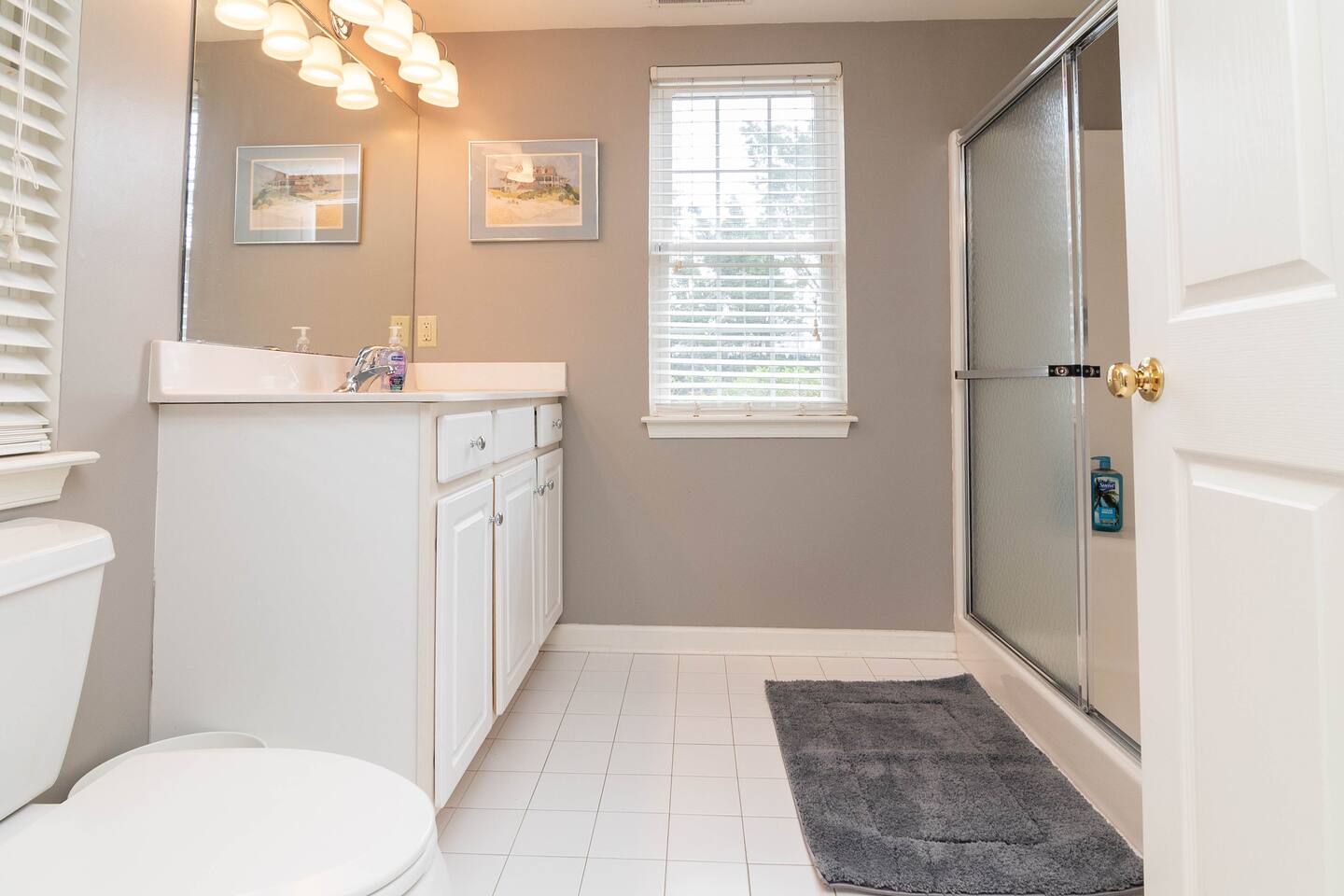 Comfortable and Cozy 3BR - Rehoboth Townhome photo 33