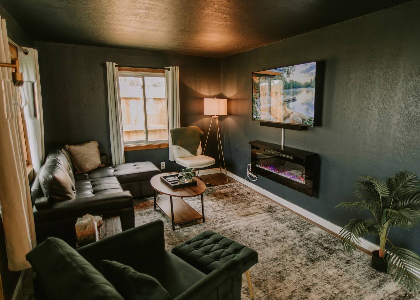 Lodge at Tiny Excursion Cabins