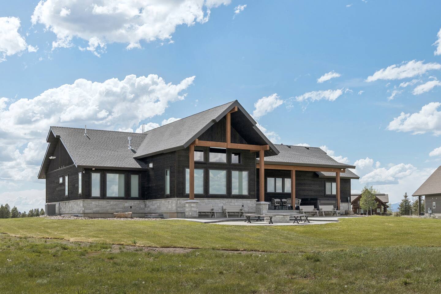 Backyard of Iron Slide Lodge.
