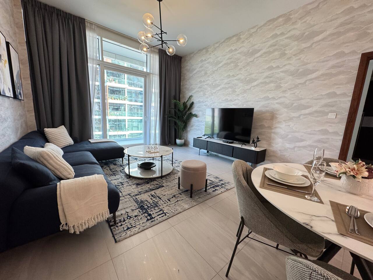 ASHRI Luxe apt | 5 mins Downtown Dubai near Metro