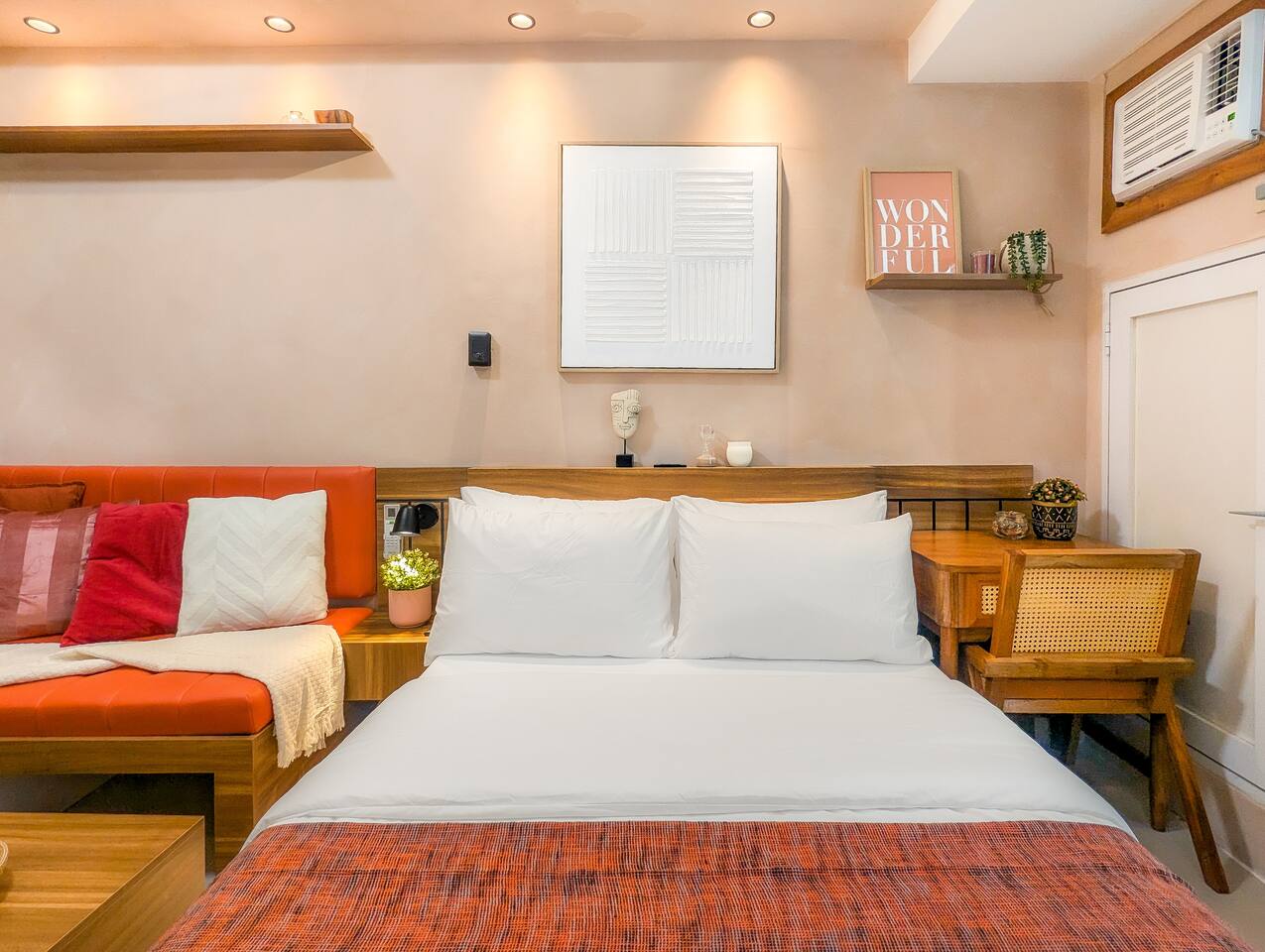 Newly Renovated Condo 20sqm | Grass SM North EDSA