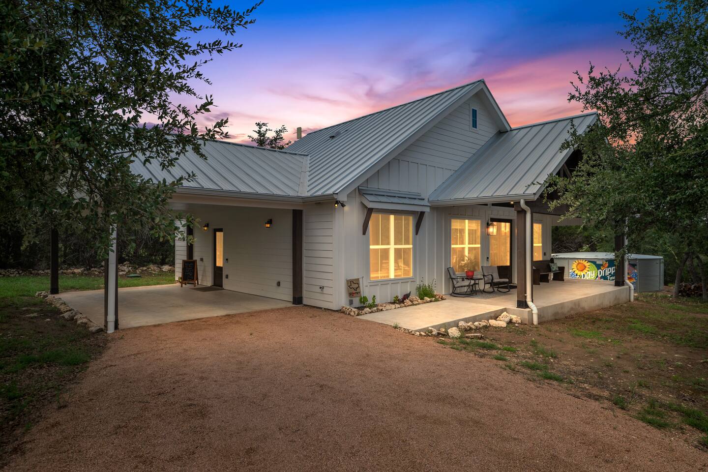 Day Drippin' Farm-stay