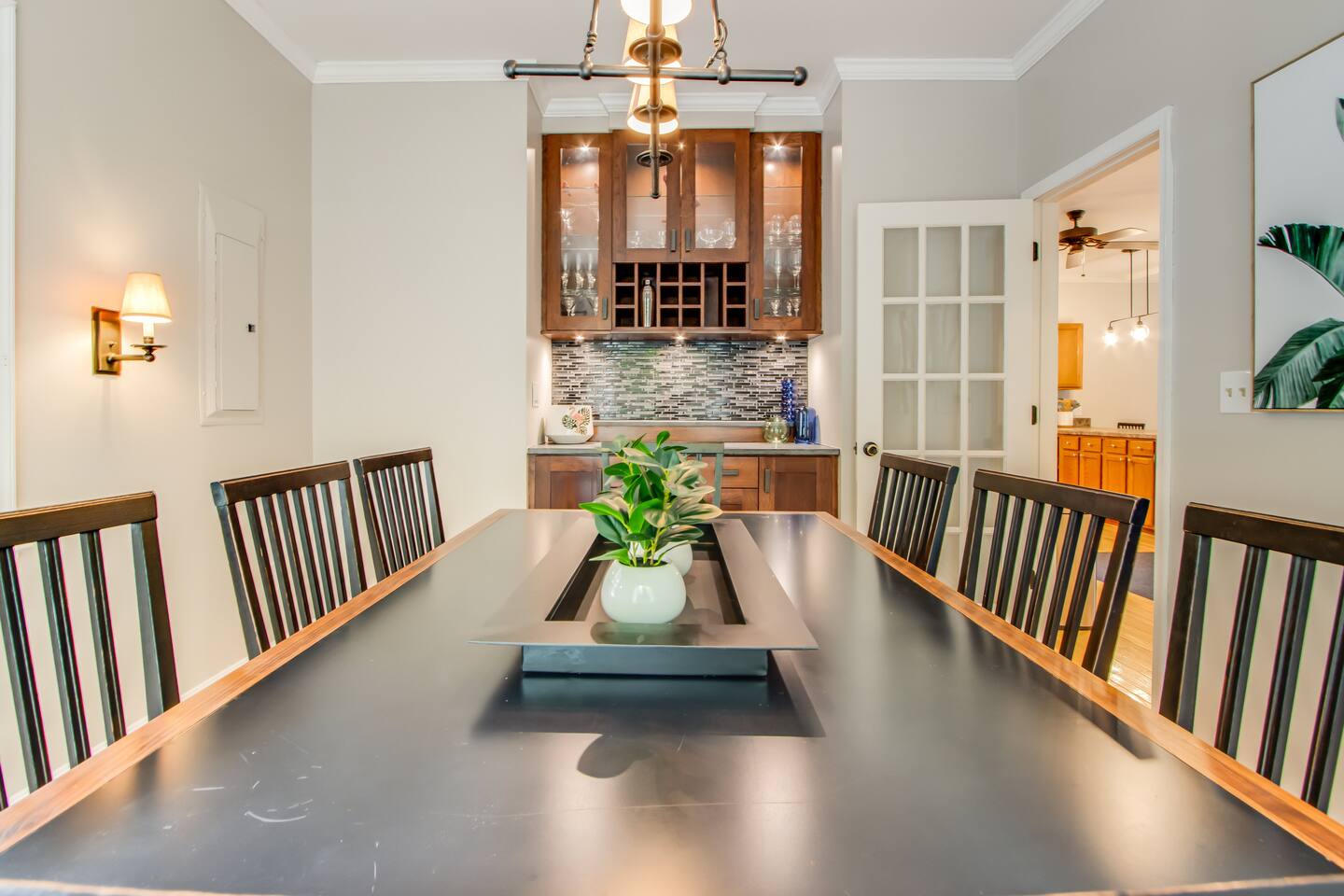 Flamingo Grove - 4BR, hot tub, monthly available