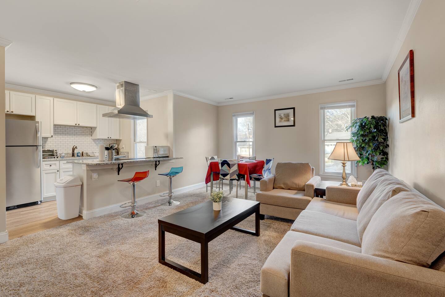 Balcony | Downtown | Duke | UNC | Pet Friendly