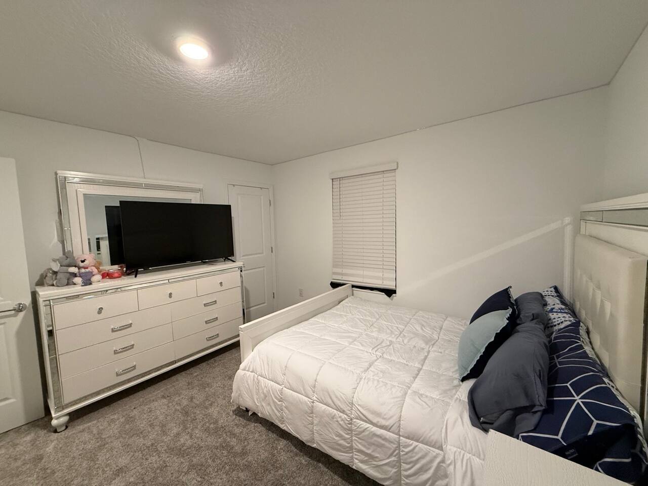 Burungos Place @ Orlando, FL