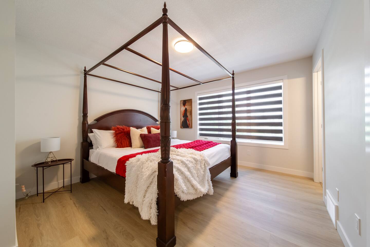 HotCozyPrivate4bed3.5bathHouseCloseToWEM