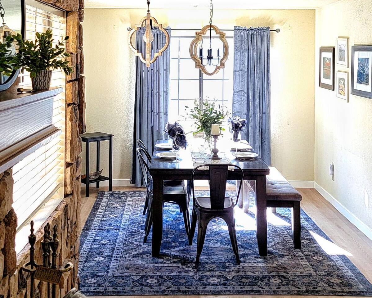 Cozy Crestline Cabin | Pets Welcome + Pool Table