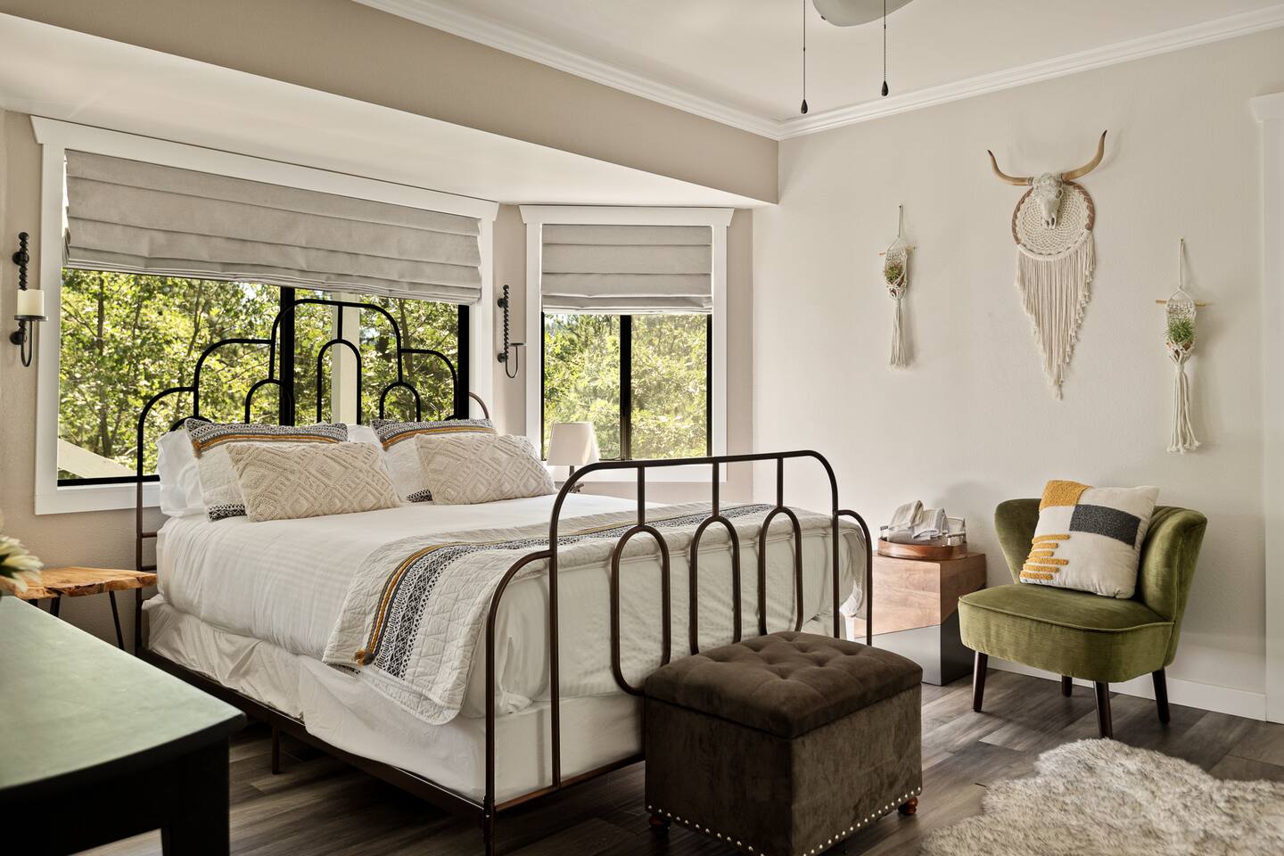 Cozy Mountain Getaway | Pet Friendly + Pool Table